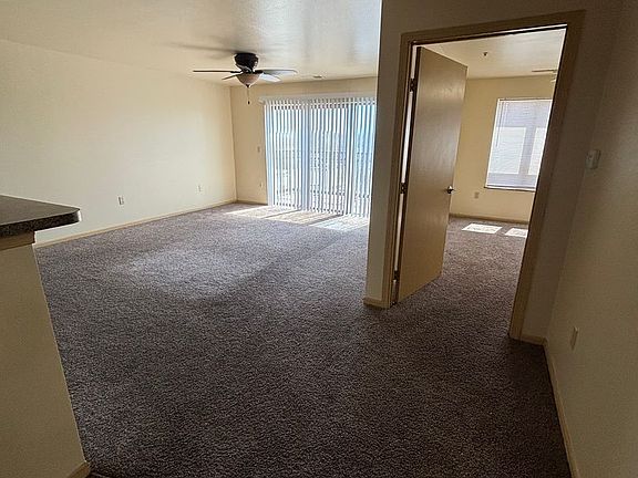 5th image of 2730 W Lisbon Ave #100