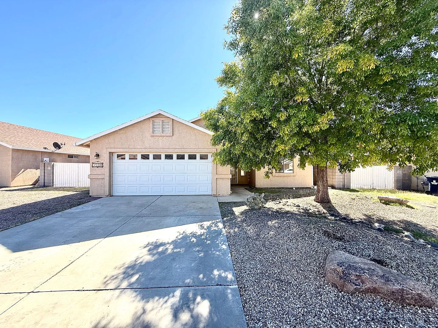 Spacious 3BR/2BA Home with Private Guest Quarters, RV Hookups & Workshop Garage! — Photo 1