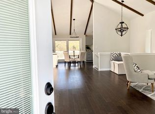 39006 Lime Kiln Rd, Leesburg, VA 20175