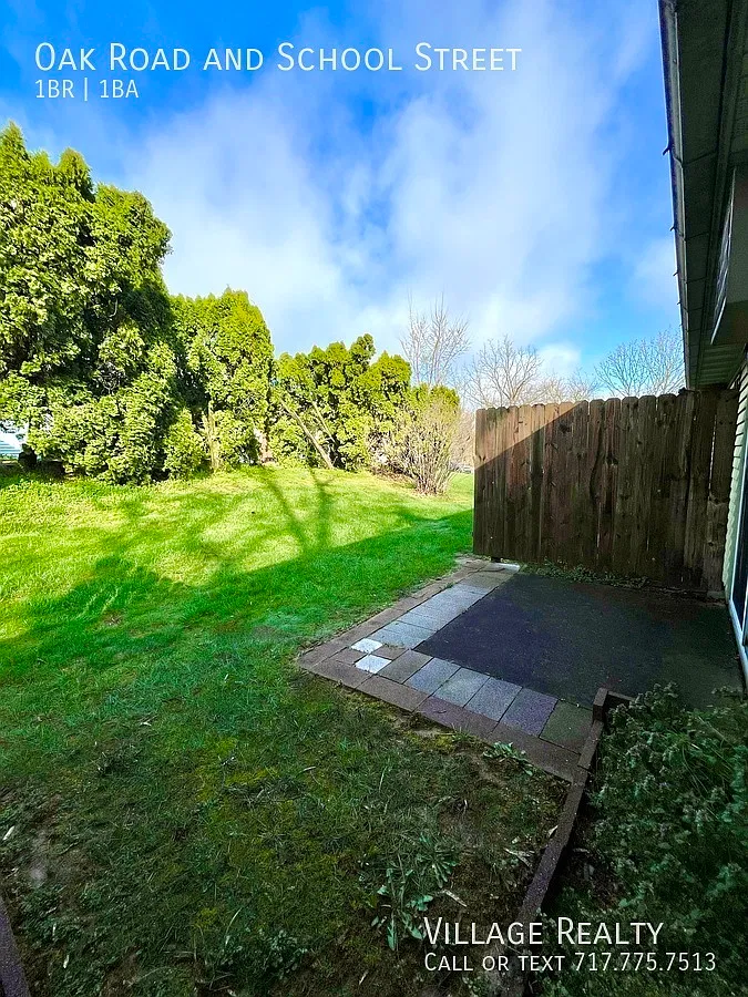 Few Steps, Newly-Remodeled! No One Above Or Below! Cozy 1-Bedroom Villa Near York Township Park A... — Photo 2