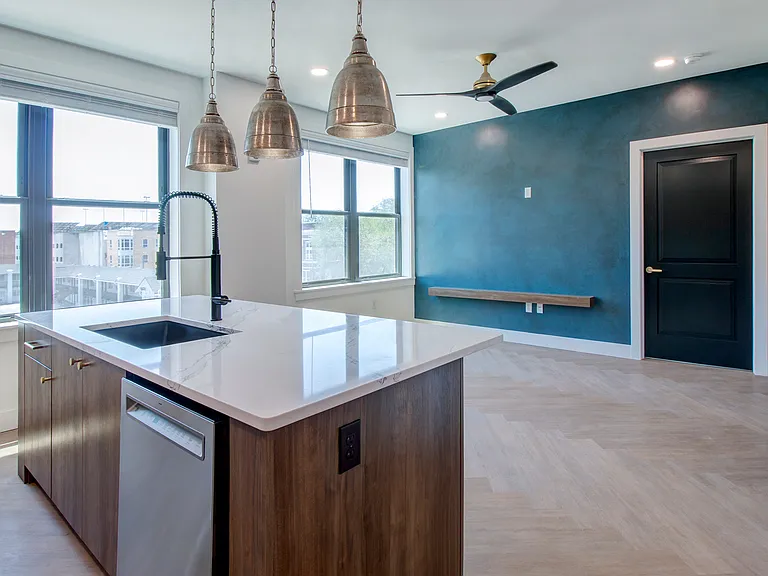 410 W University Ave #302 — Photo 16