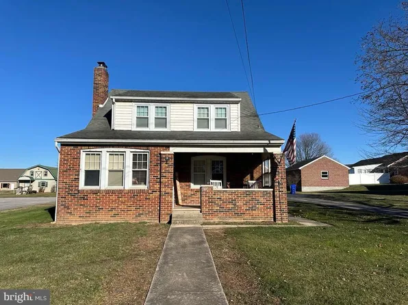 2842 Black Gap Rd, Chambersburg, PA 17202