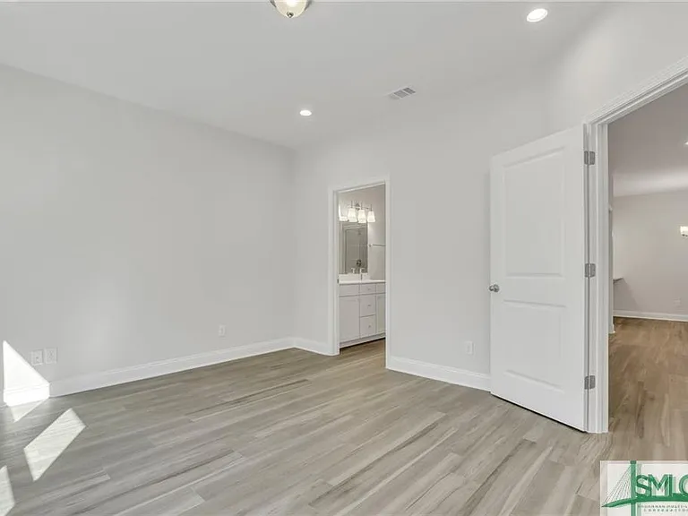 157 Lower Creek Dr #1 — Photo 19
