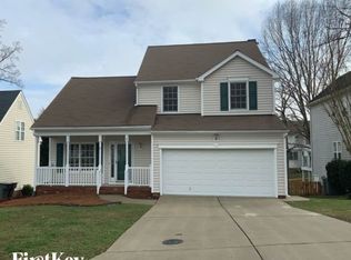 6 Moss Cove Ct, Greensboro, NC 27407