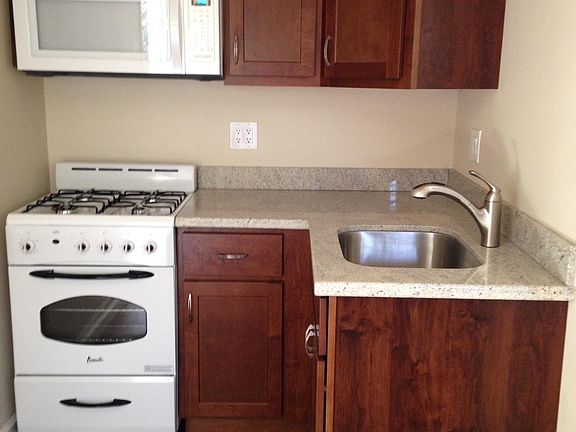 4th image of 3509 Marber Ave