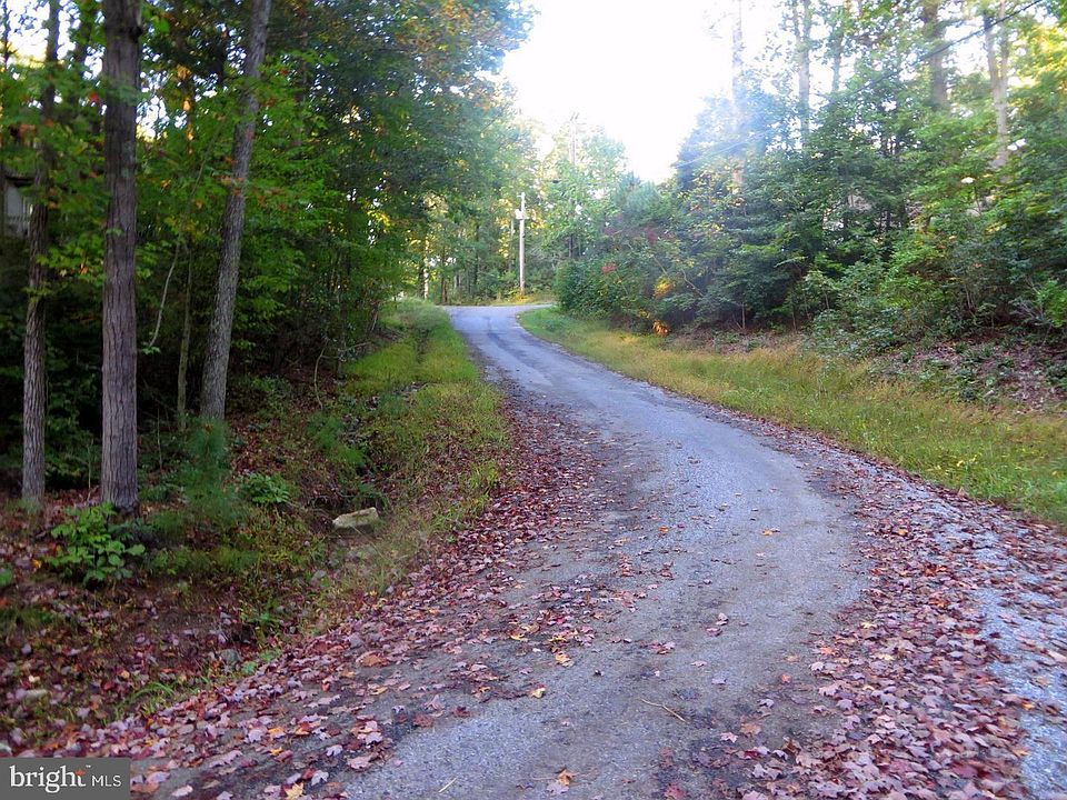 2nd image of 746 Deep Ford Dr