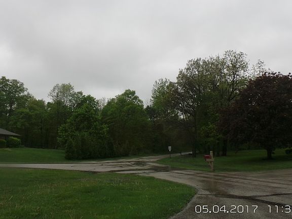 5th image of 455 Countrywood Dr