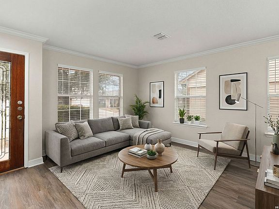 2nd image of 24614 Maple Crest