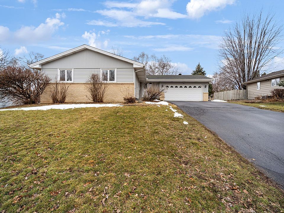 1st image of 2601 Highland Dr