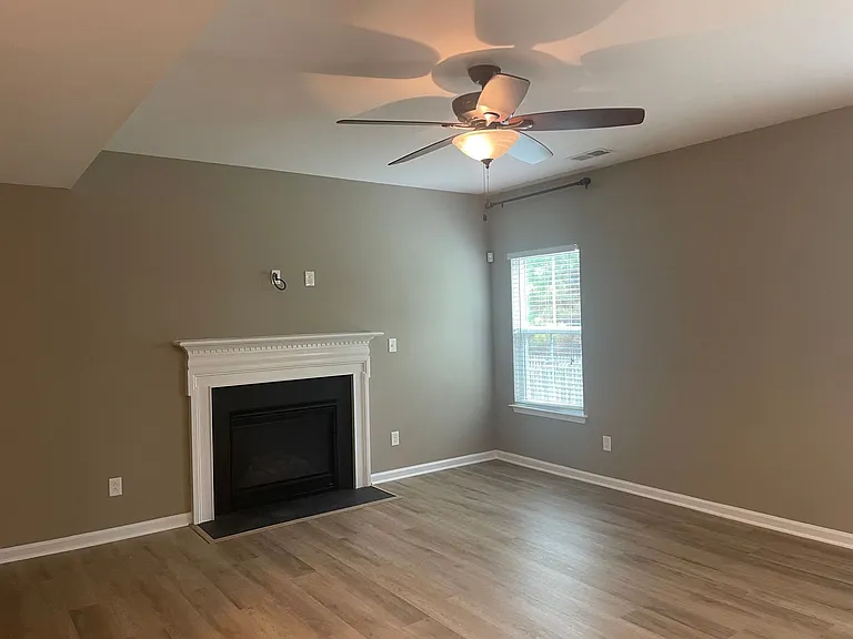 5712 Selkirkshire Rd — Photo 7