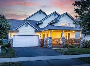 753 7th St, Chaska, MN 55318