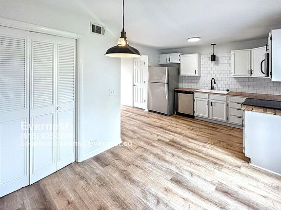 3rd image of 703 Joseph Ave