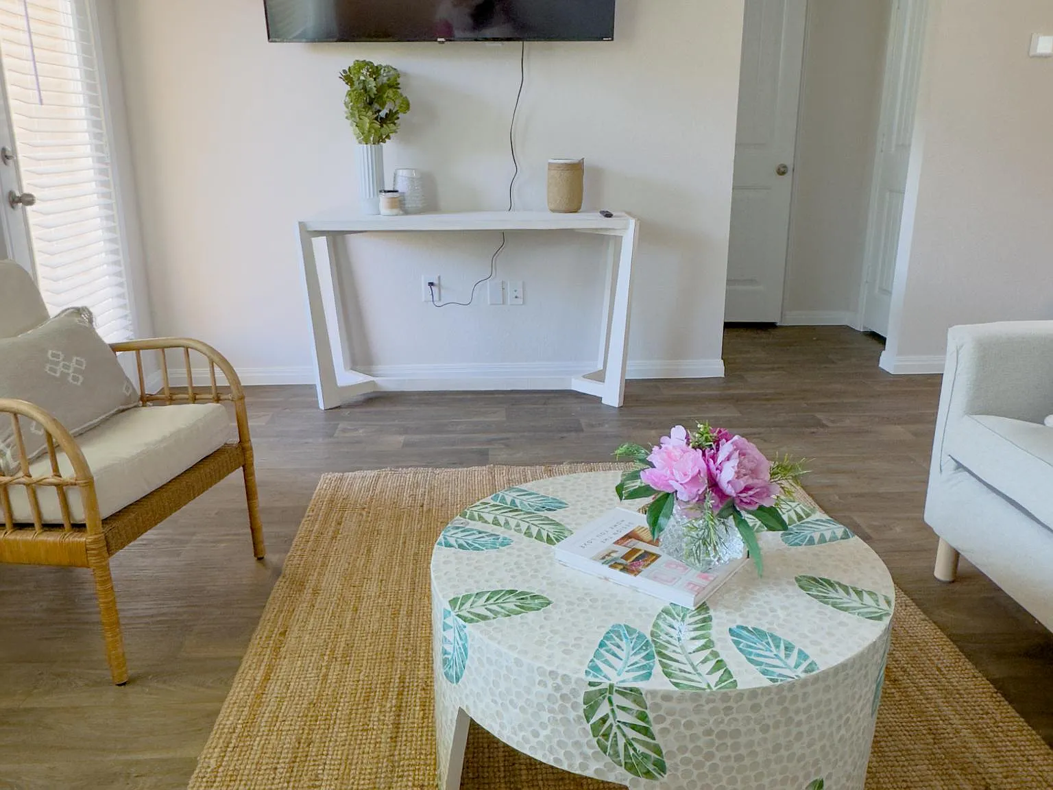 220 Brooklyn Dr — Photo 1