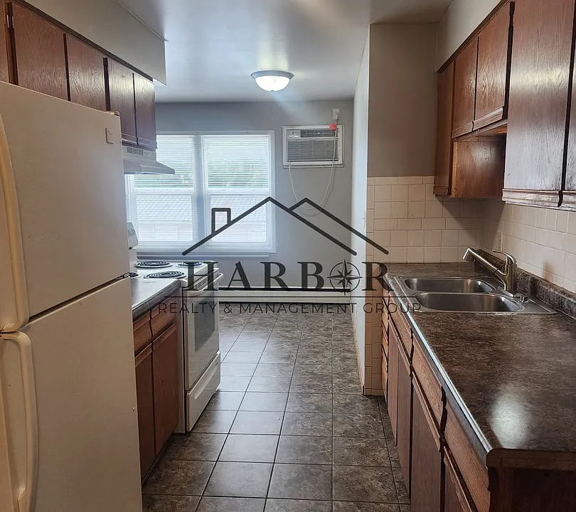 204 11th Ave SW #702