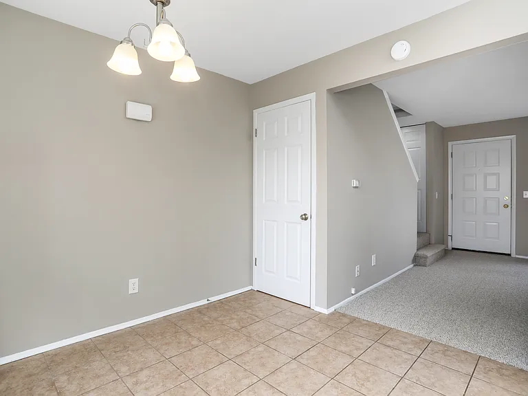 Woodmar Apartments and Townhomes — Photo 12