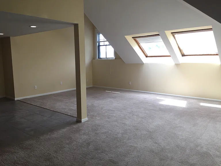 36 Abbott Street — Photo 27