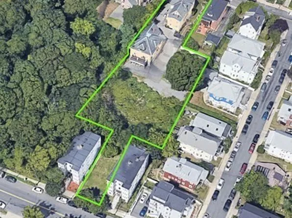 664 Washington St, Boston, MA 02135