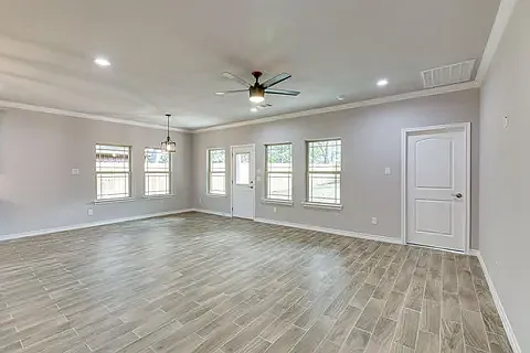 2205 Beaumont St — Photo 6
