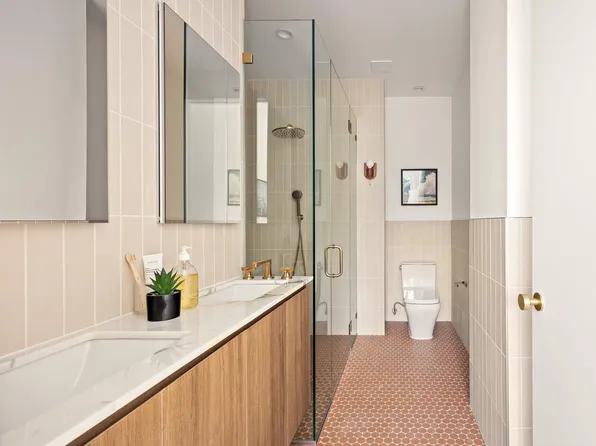 103 Putnam Avenue image 8 of 12