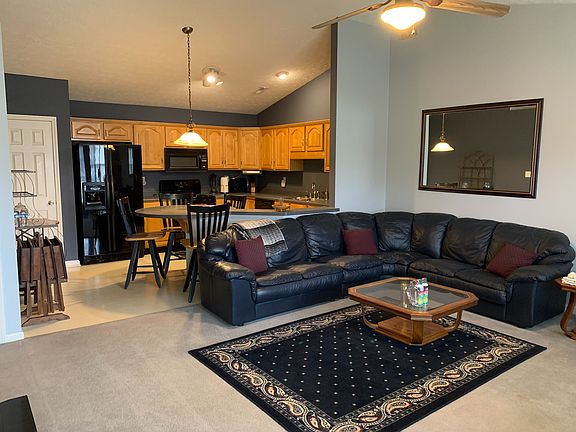 3rd image of 3819 Gray Pond Ct