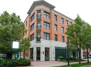 125 N Euclid Ave APT 205, Oak Park, IL 60301