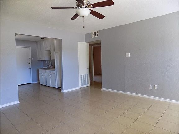 5th image of 2956 Fir Park Dr