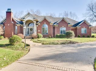 104 Stonehedge St, Frankfort, KY 40601