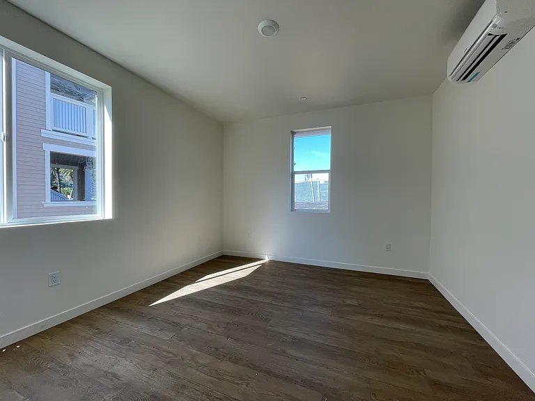 3 Healdsburg Ave — Photo 35