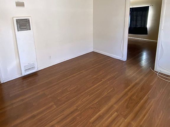 2nd image of 15501 Loukelton St #15511