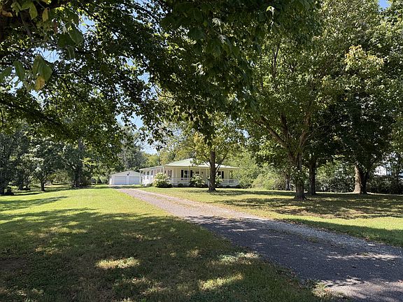 2nd image of 645 Neals Ln