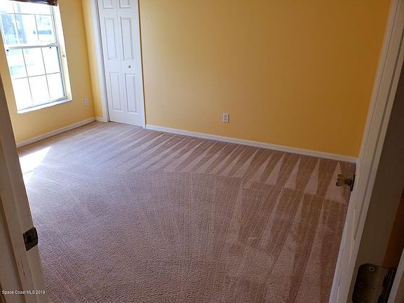 5th image of 5867 Indigo Crossing Dr