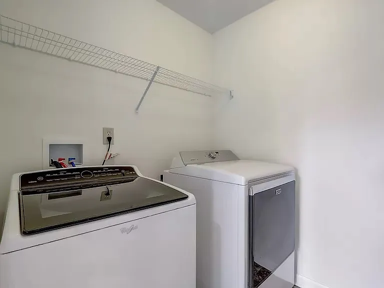 8961 Ingram Ln — Photo 22