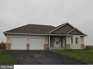 511 Tanner Dr, Waverly, MN 55390