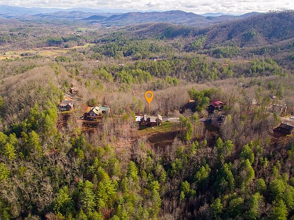 4th image of 30 Mountain Overlook Dr