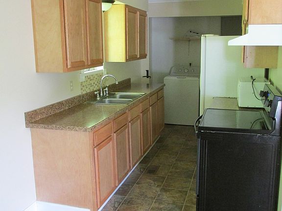 4th image of 248 Buskirk Dr