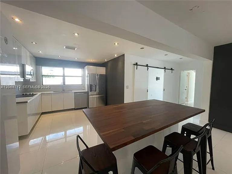2115 Alamanda Dr #2115 — Photo 11