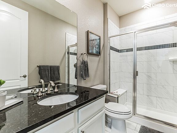 3rd image of 5441 Verbena St