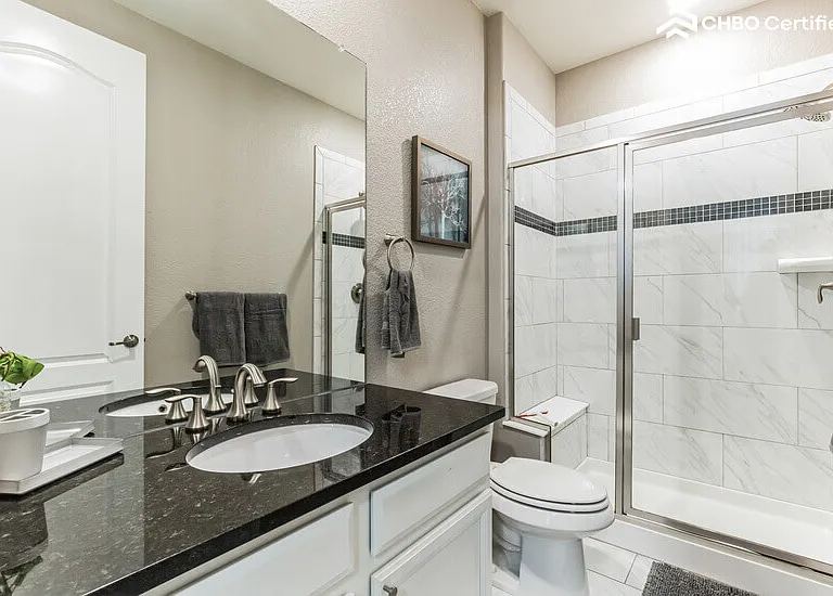5441 Verbena St — Photo 3