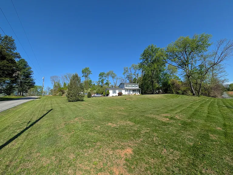16 Walnut Trl — Photo 5