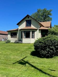1927 Hawthorne Ave, Saint Joseph, MI, 49085