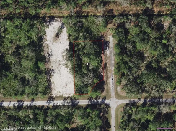 1002 Azalea Dr, Lake Wales, FL 33855