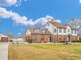 620 Odd Fellow Rd, Mattoon, IL 61938