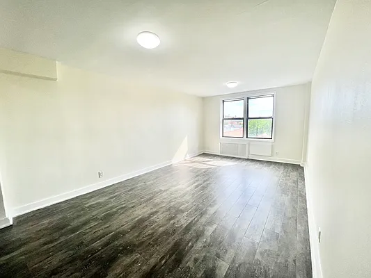 Rented by A&E Real Estate Management | media 9