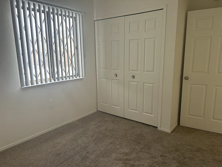 Perry Place Apartments — Photo 44