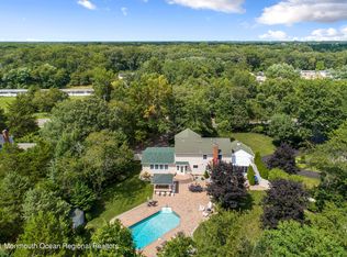 96 Riverwood Dr, Toms River, NJ