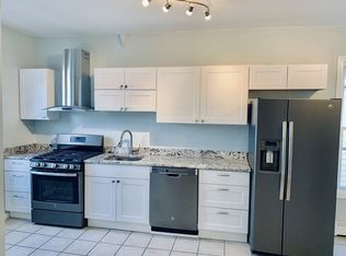 17 Cross St #2, Somerville, MA 02145