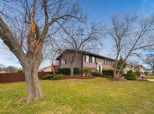 1465 Meyer Rd, Hoffman Estates, IL 60169