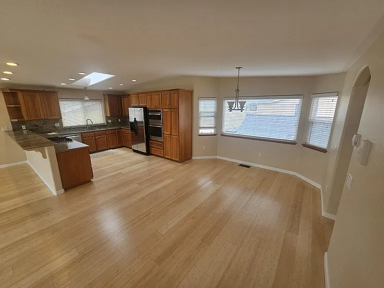 335 Las Vegas St #1 — Photo 7