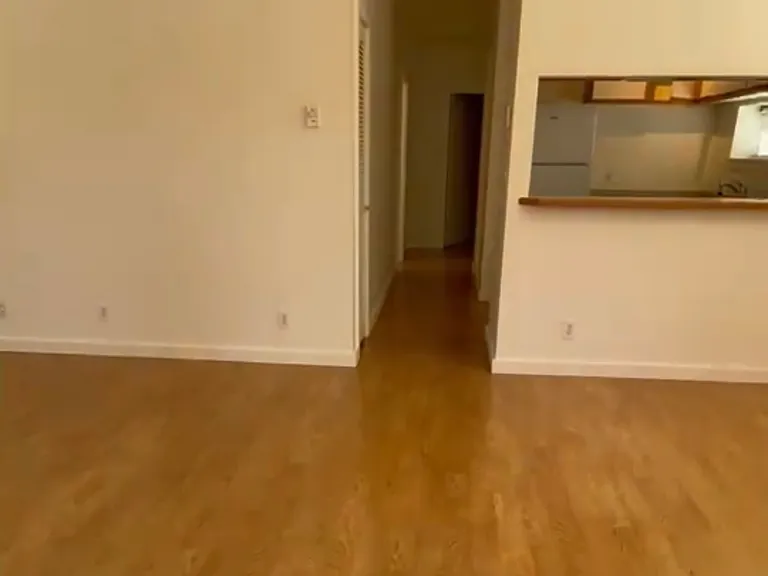 2216 Minor Ave E #2216A — Photo 6