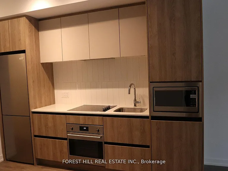 8 Beverley Glen Blvd #109 — Photo 12